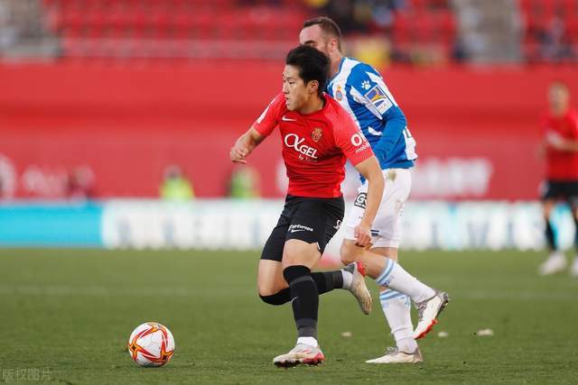 亚历山大32分哈腾21+8 雷霆力克火箭晋级决赛