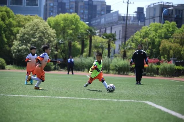 男篮集训名单调整：曾凡博贺希宁余嘉豪离队