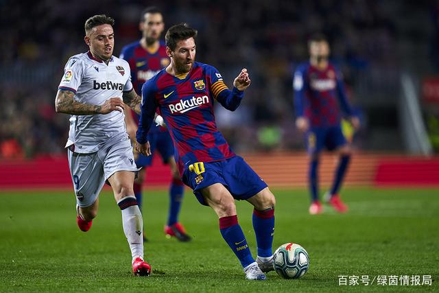 维尼修斯当选FIFA年度最佳 上个巴西人17年前卡卡